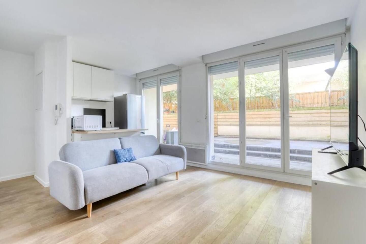 Comme Chez Vous Appartement 2 Chambres Nanterre Exterior foto
